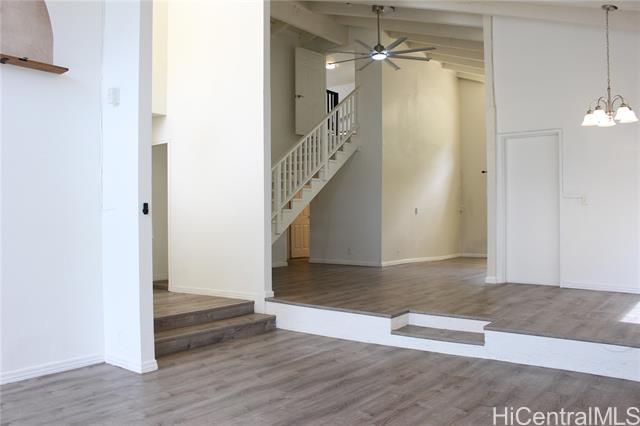 Foto del edificio - 1279 Kaeleku St