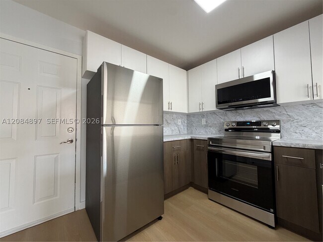 Foto del edificio - 9720 SW 184th St