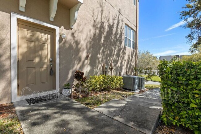 Building Photo - 94 S Highland Ave