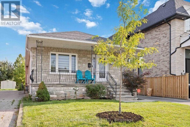 Building Photo - 39 Bentworth Ave