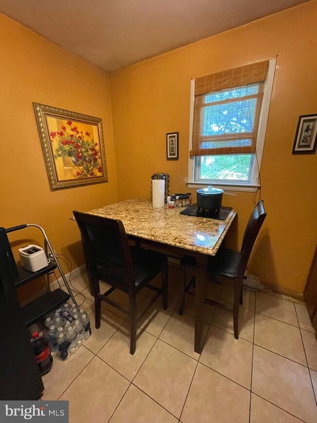 Foto del edificio - 207 Irving Ave