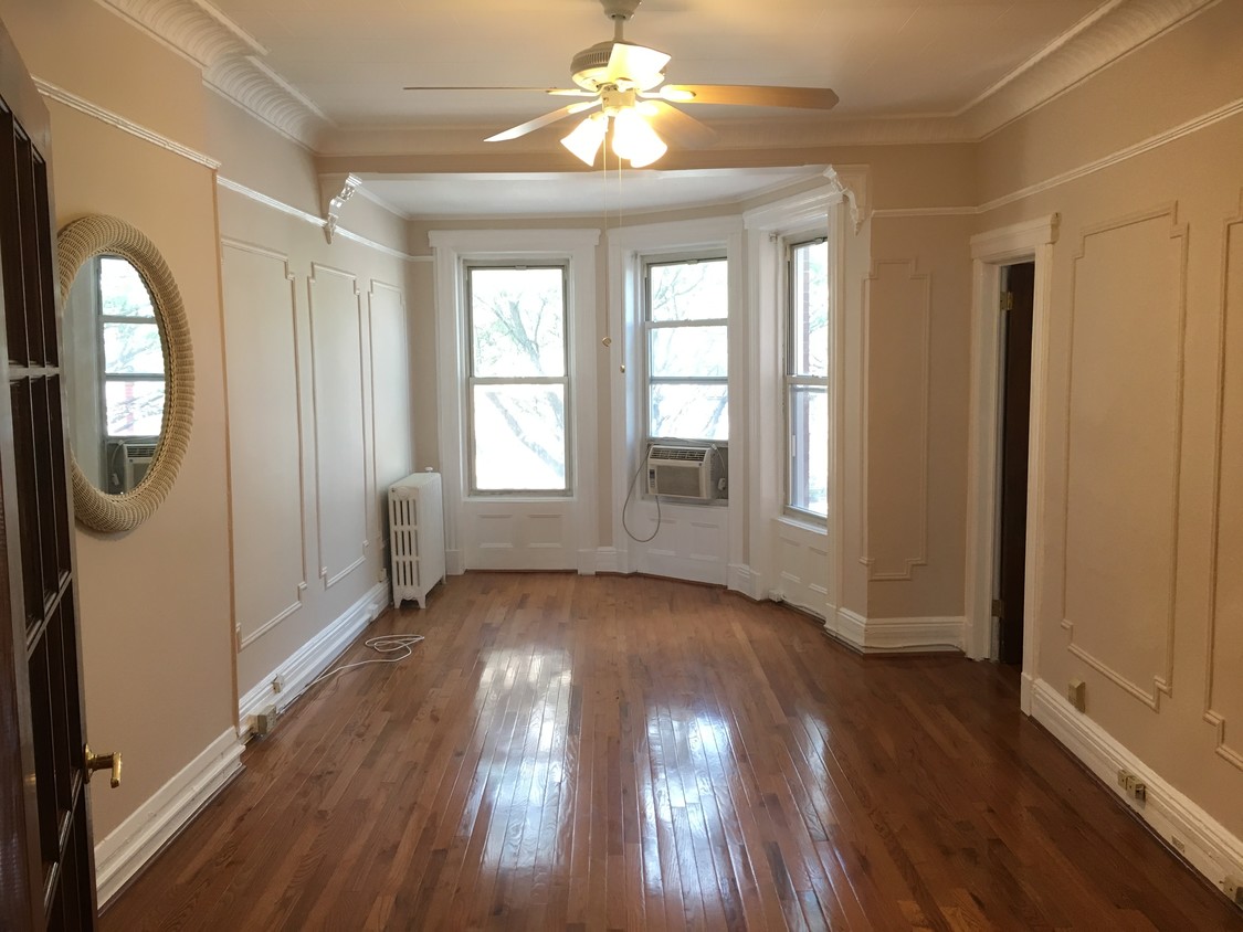 Foto principal - 434 57th St