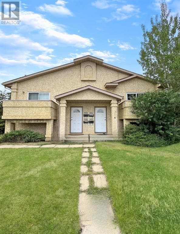 Primary Photo - 9408 100 Ave.