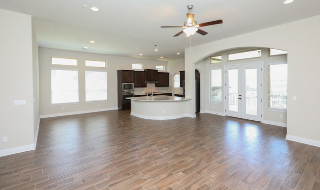 Building Photo - 5108 Alonso Dr
