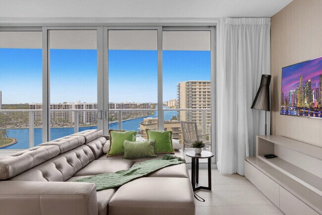 Foto del edificio - 4010 S Ocean Dr