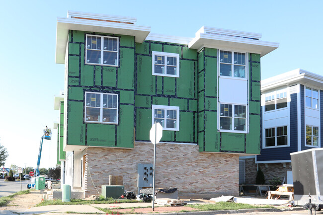 Foto del edificio - Lake Harbor Lofts Condominiums