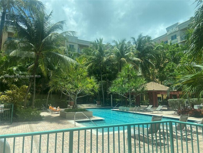 Foto del edificio - 6001 SW 70th St