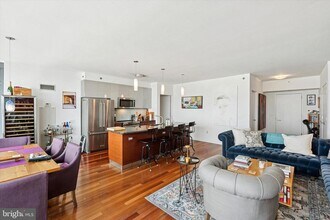 Building Photo - 2101 Market St