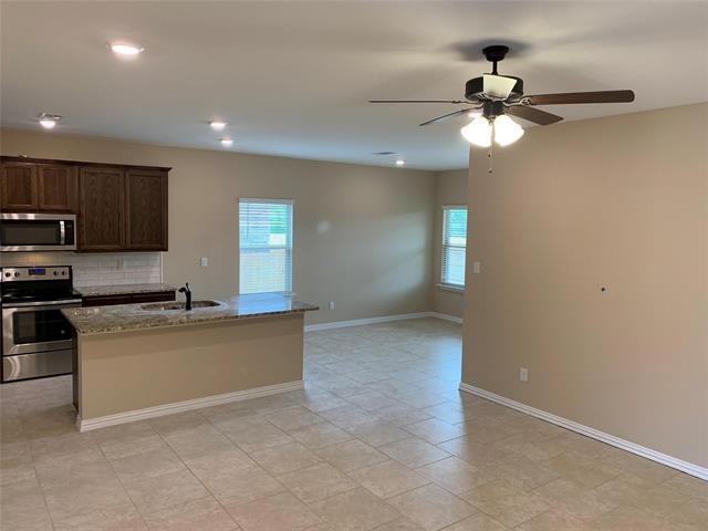 Building Photo - 118 Canales Cir