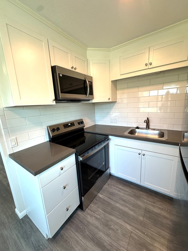 Building Photo - 600 E Harvard Rd