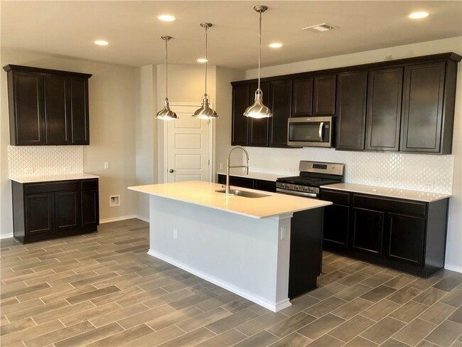 Building Photo - 13505 Feldspar Dr