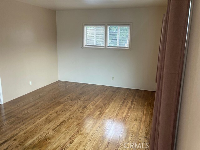 Foto del edificio - 120 E Willard St