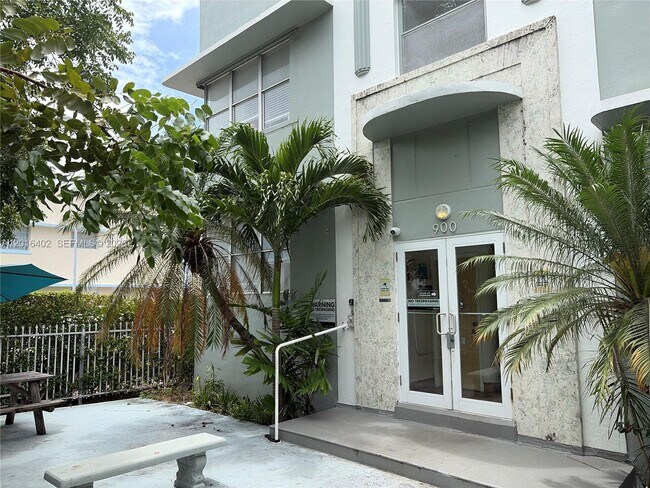 Foto del edificio - 900 Jefferson Ave