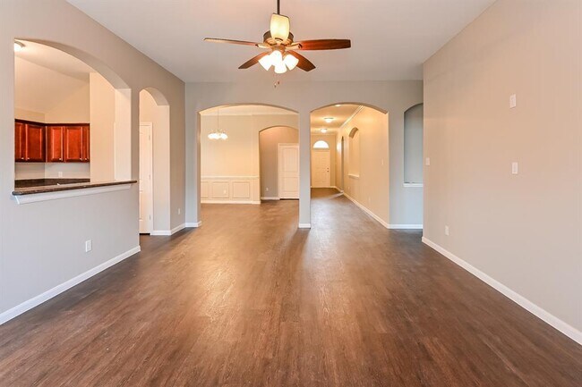 Foto del edificio - 2035 Midlane Drive