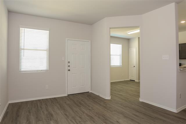Building Photo - 5528 Eagle Point Dr