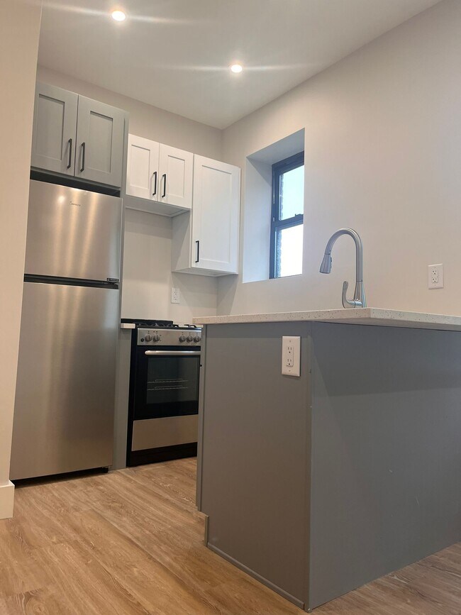 Foto del edificio - 269 Martin Luther King Jr Dr