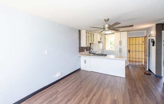 Building Photo - 45-691-697 Kamehameha Hwy