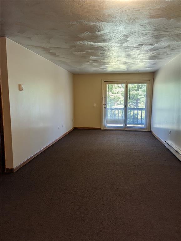 35 Gadoury Ave Unit 17, Coventry, RI 02816 Room for Rent in Coventry