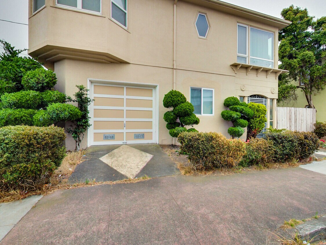 Primary Photo - 1603 Ortega St