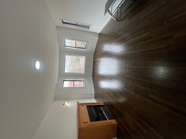 Foto del edificio - 7737 S Kingston Ave