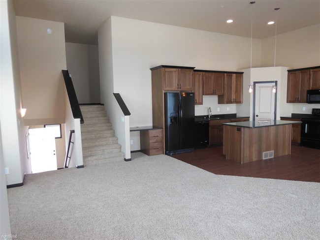 Foto del edificio - 3 br, 3 bath Townhome - Evelyn Acres
