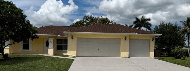 Building Photo - 329 Oklahoma Ave