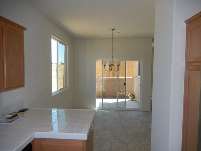 Foto del edificio - BRAND NEW Templeton Home