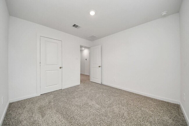 Foto del edificio - 3530 Shearwater St