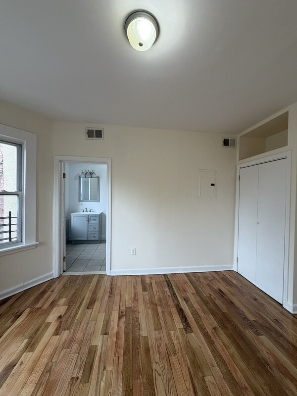 Foto del edificio - 58 S 13th St