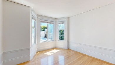 Building Photo - 254 Ivy St
