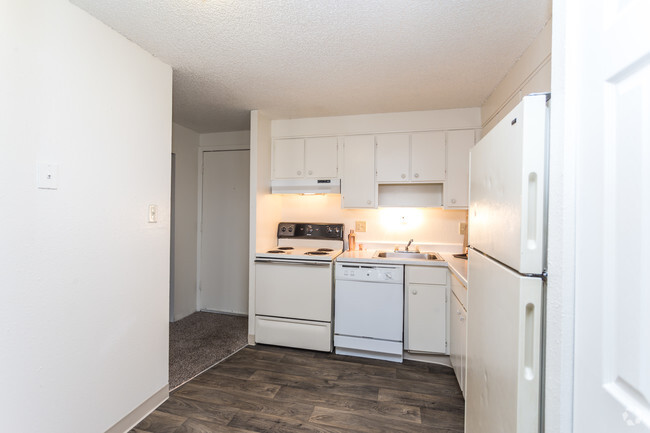 1BR, 1BA - Cherry Ridge