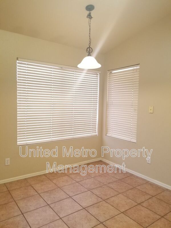 Building Photo - 11351 W Seldon Ln