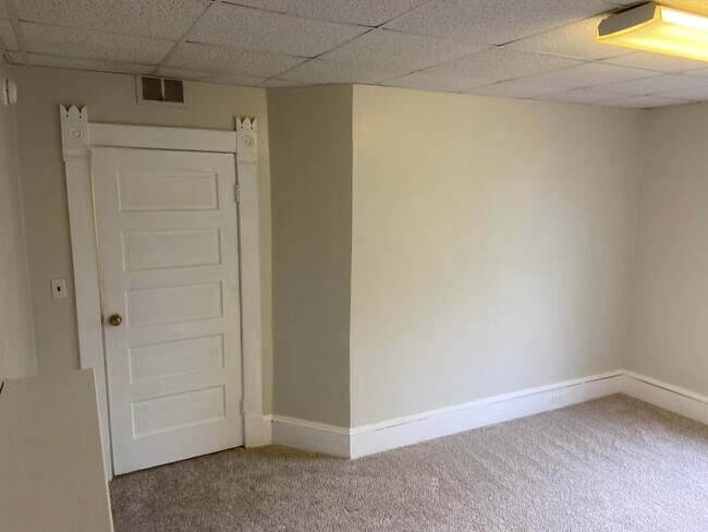 Foto del edificio - 432 Roanoke Blvd