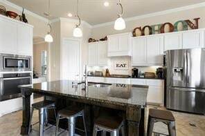 Building Photo - 861 Waterview Dr