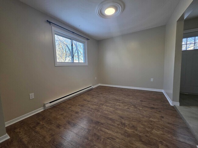 Photo du bâtiment - 712 Victoria St