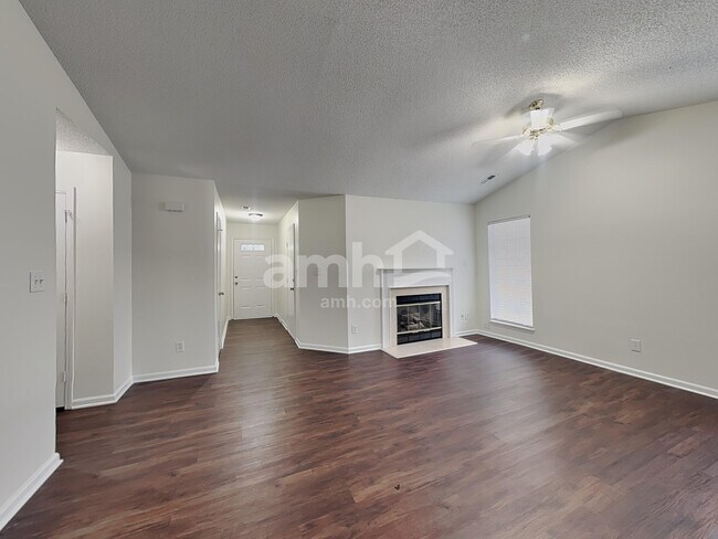 Building Photo - 16518 Amber Field Dr
