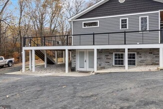 Building Photo - 8325 ABC Farm Pl