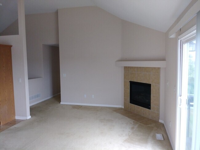Foto del edificio - Coming Soon – Spacious Northland Single-Family Home!