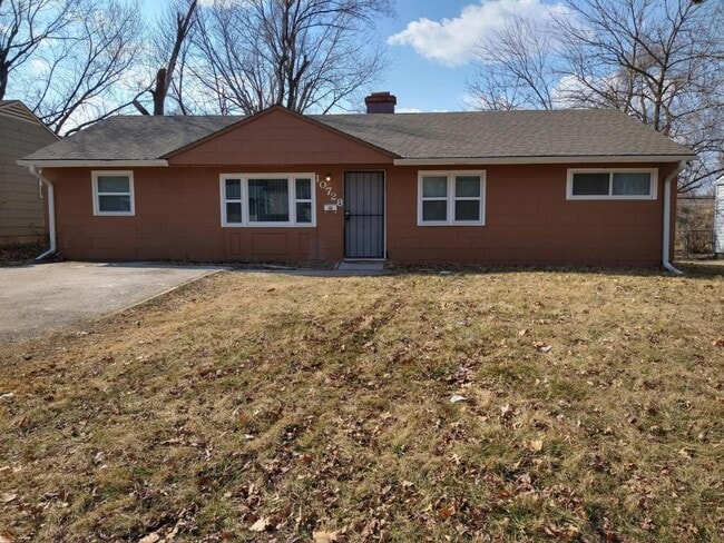 Building Photo - 10728 Cambridge Ave