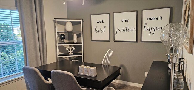 Foto del edificio - 234 Polermo Ave