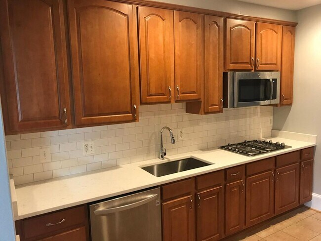Kitchen 1 - 944 T Street NW