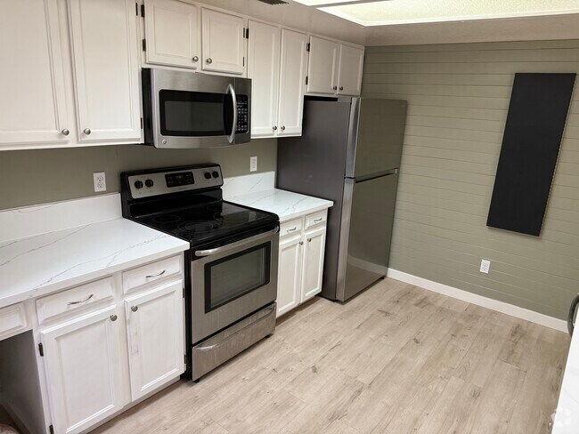 Building Photo - 4203 N River Grove Cir