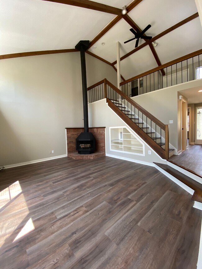 40 Farmington Chase Cres, Farmington, CT 06032 Townhome Rentals in