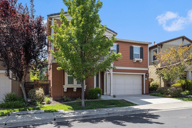 Building Photo - 4970 Trescott Ct