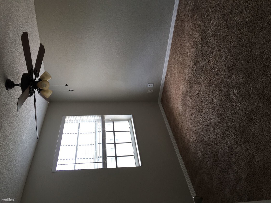 Foto principal - 1785 NW 162nd Ave