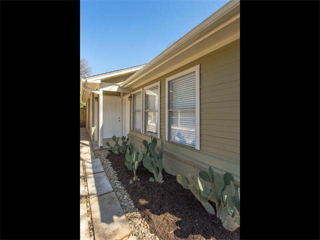 Building Photo - 6403 Auburn Dr