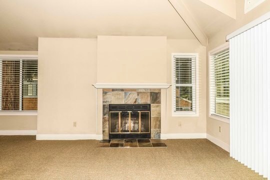 Building Photo - 403 Pine Ridge Dr