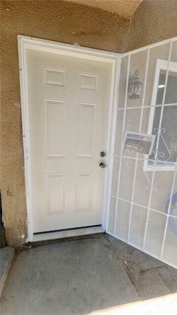 Primary Photo - 422 Devener St