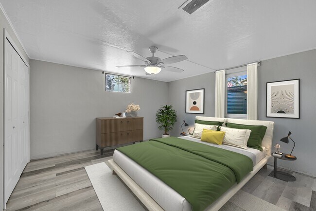 Building Photo - 105 N Sheridan Ave