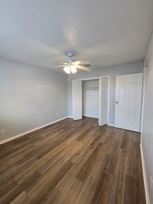 Foto del edificio - 1193 Lyric Ln